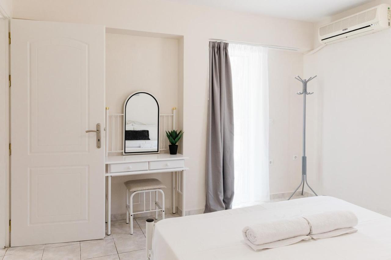 Alexandros Luxury Apartments Nydri Ngoại thất bức ảnh
